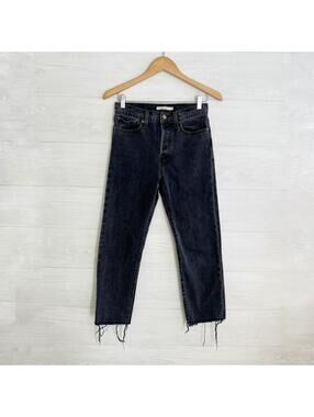 Levi’s Gray black wedgie straight cut off jeans, sz 27